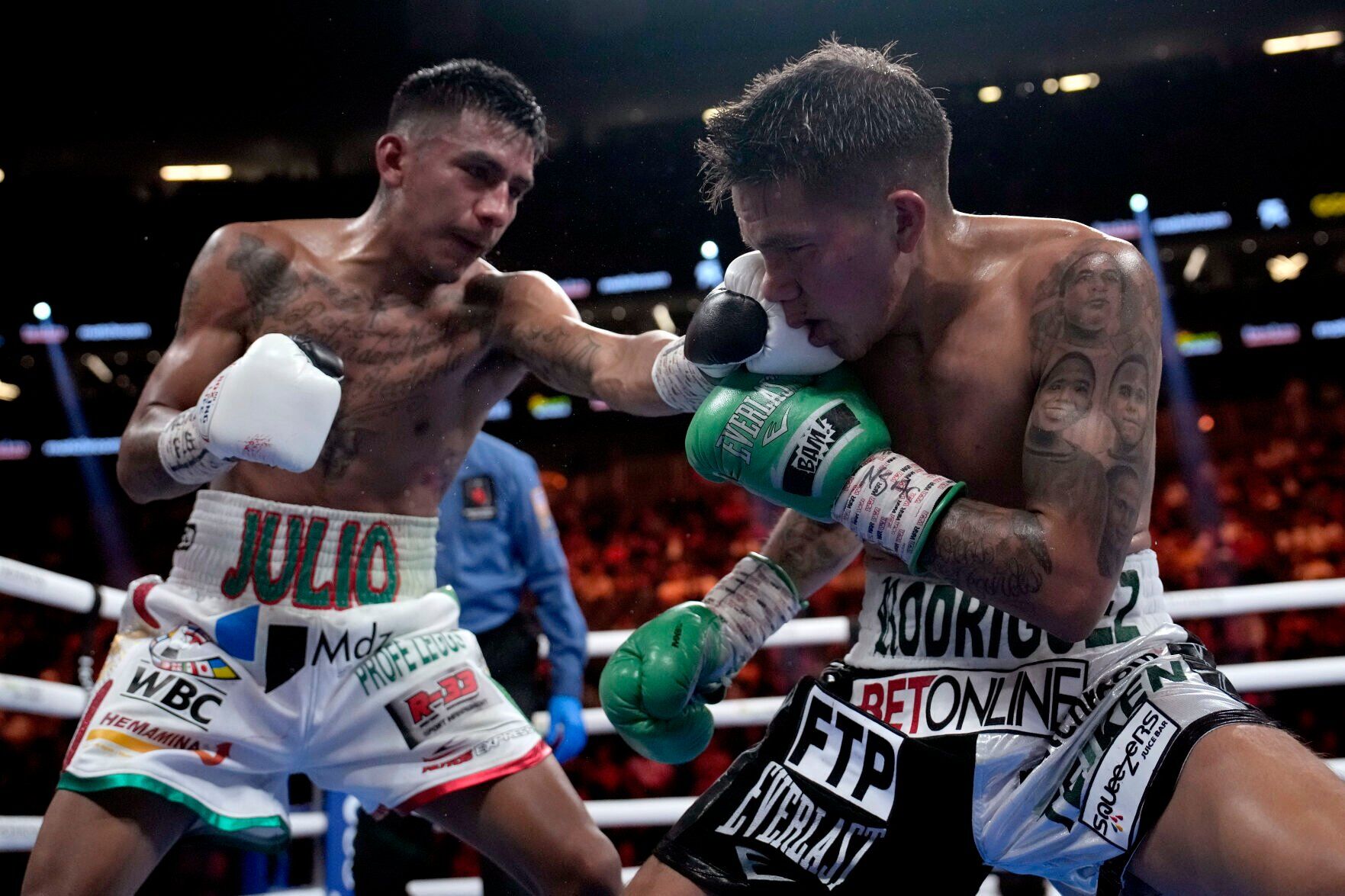 APTOPIX Rodriguez Gonzalez Boxing